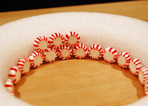 candy wreath how to