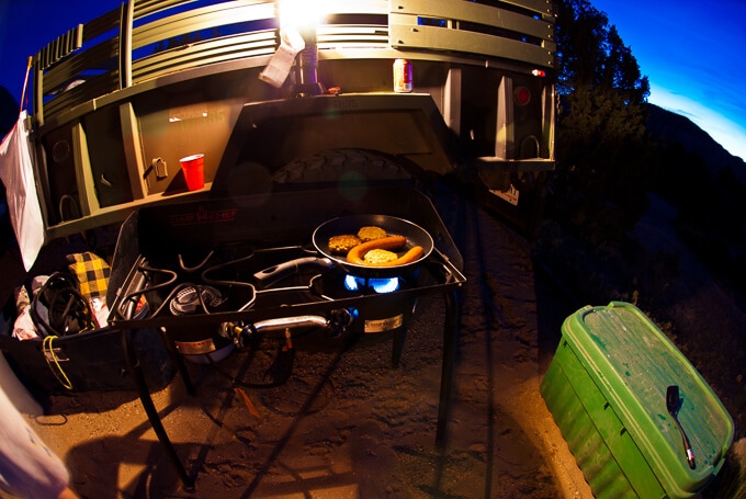 Camping at Bryce Canyon - easy dinner at Cannonville KOA