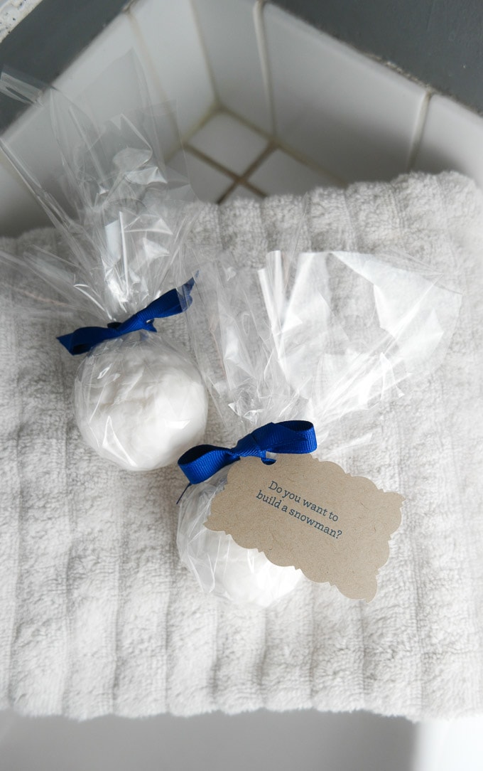How to make soap snowballs (it's super-easy, you basically just melt soap!)