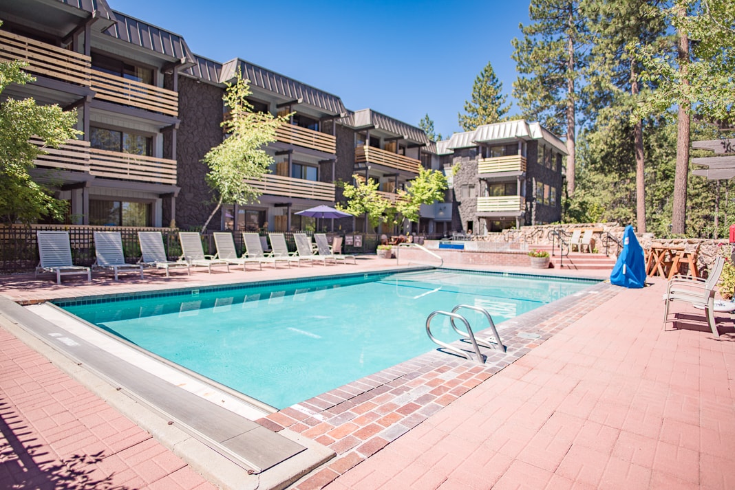 South Lake Tahoe Hotel Azure pool