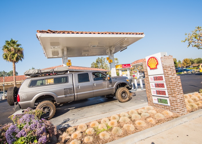 Big offroading truck at Shell gas station for a quick pit stop