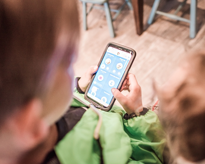 Keeping Kids Safe Online with apps