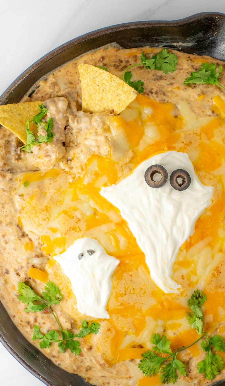 Halloween dip with spooky ghosts