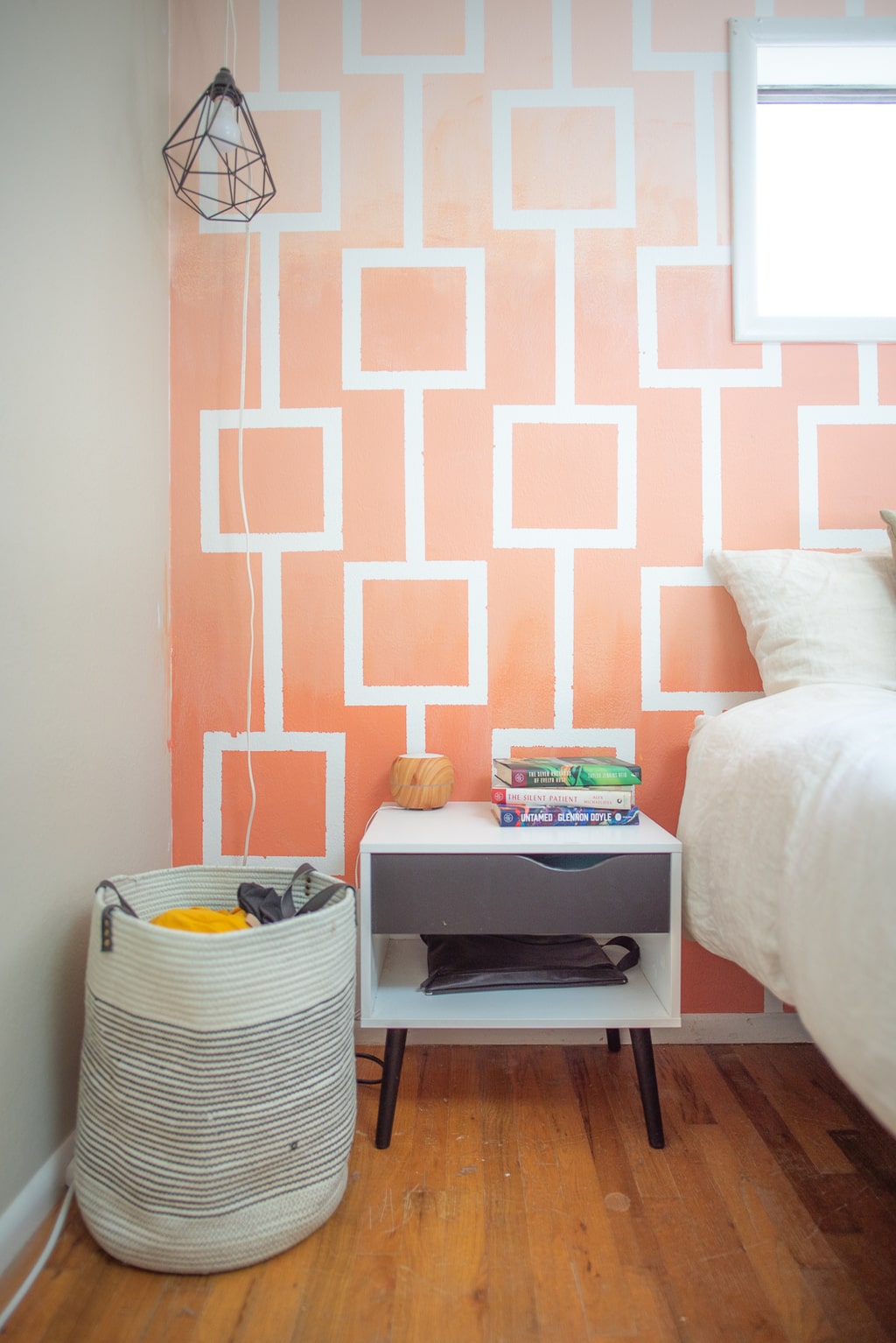 Stenciled ombre wall how to