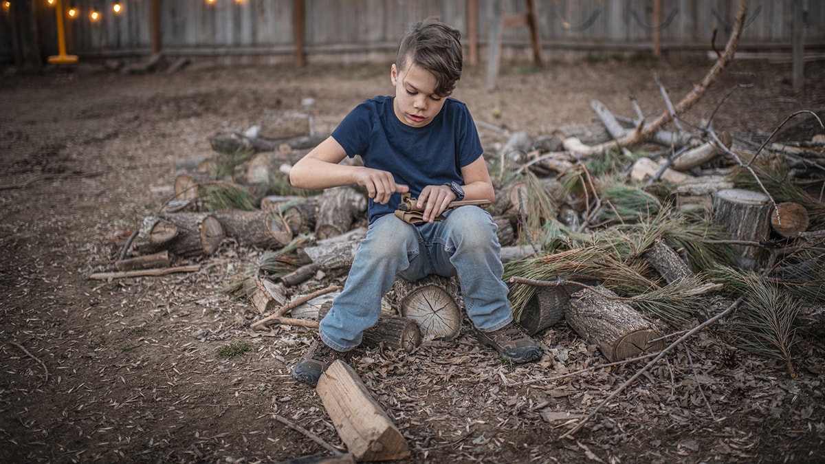 Elich day thinks the gerber stongarm is one of the best camping knives for kids