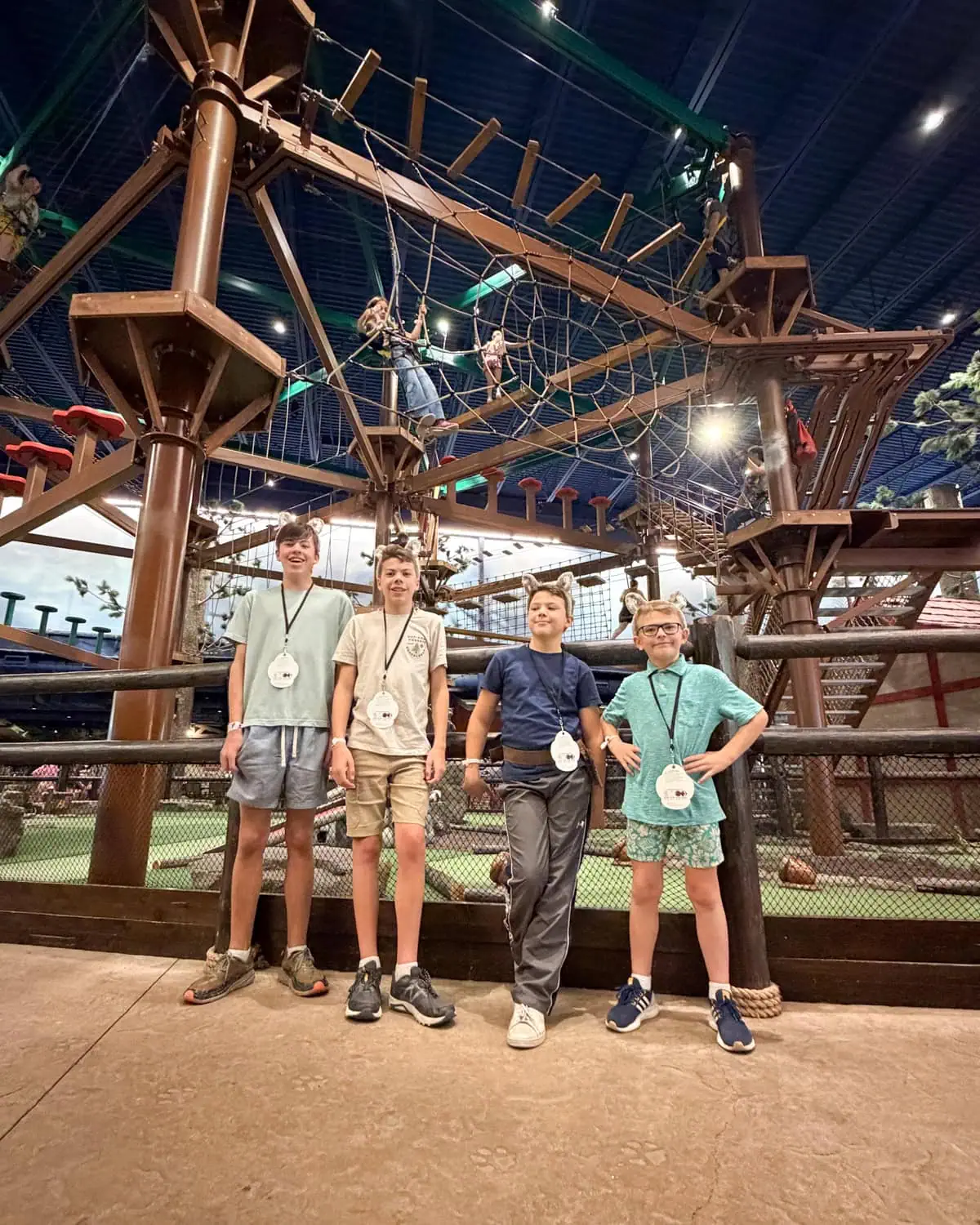 kids at great wolf lodge near ropes course